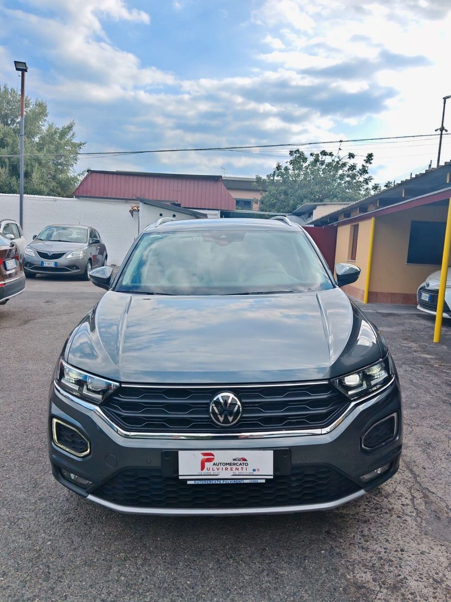 Volkswagen T-Roc 2.0 TDI SCR 150 CV DSG Advanced imagem 2