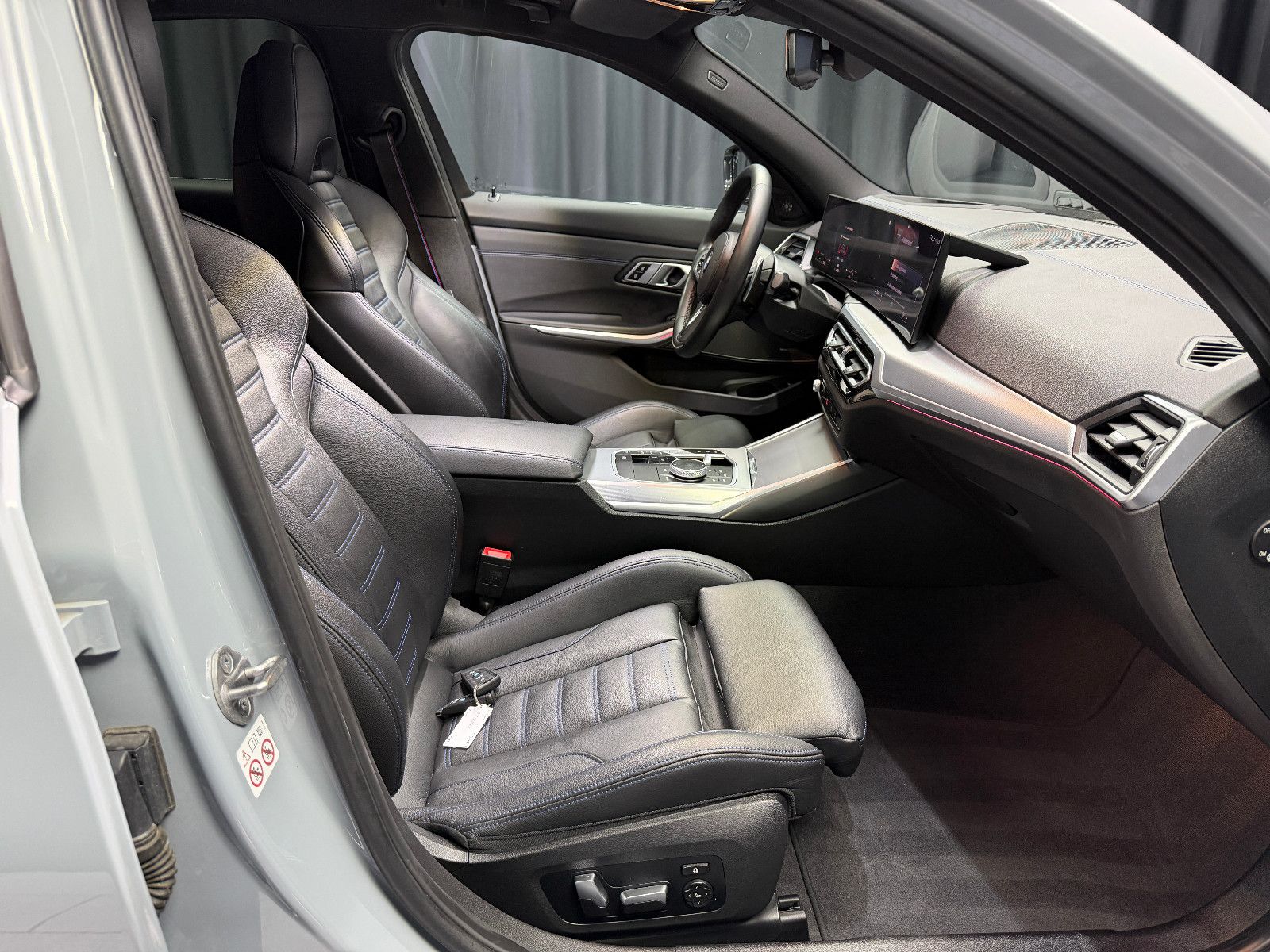 Fahrzeugabbildung BMW M340 i xDrive Limo|M-Sitze|360°|H&K|HuD|VOLL