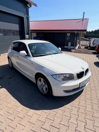 BMW 118 - 6