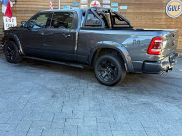 Dodge RAM - 6