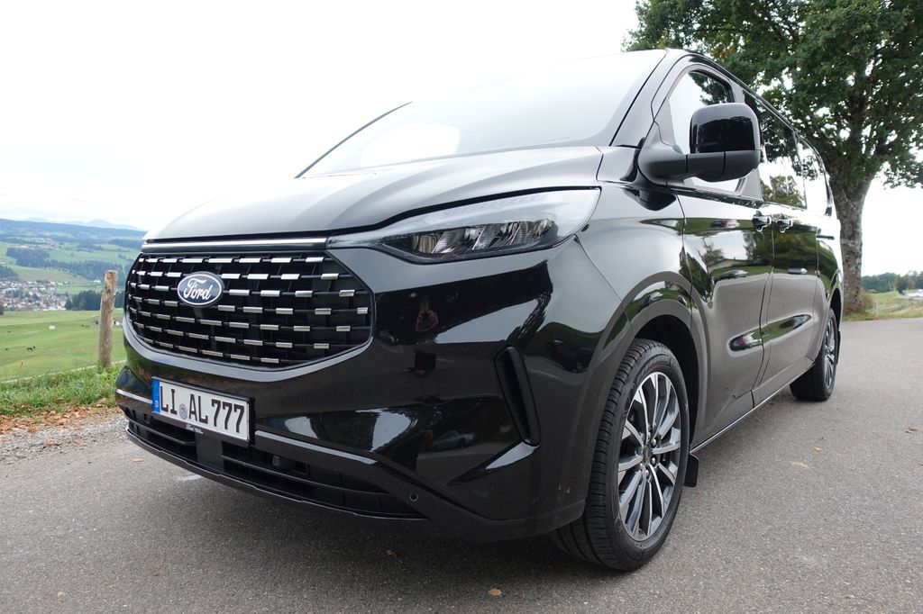 Image of Ford Tourneo Custom