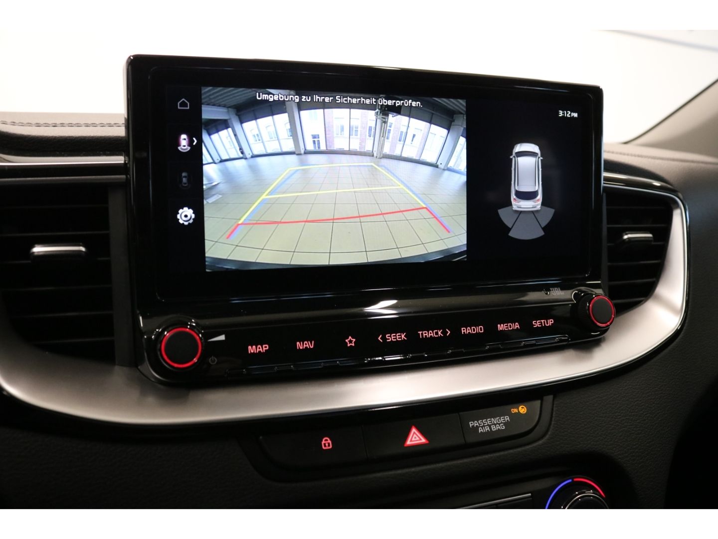 Fahrzeugabbildung Kia Ceed_sw Spirit Navi Tempomat Kamera JBL SHZ