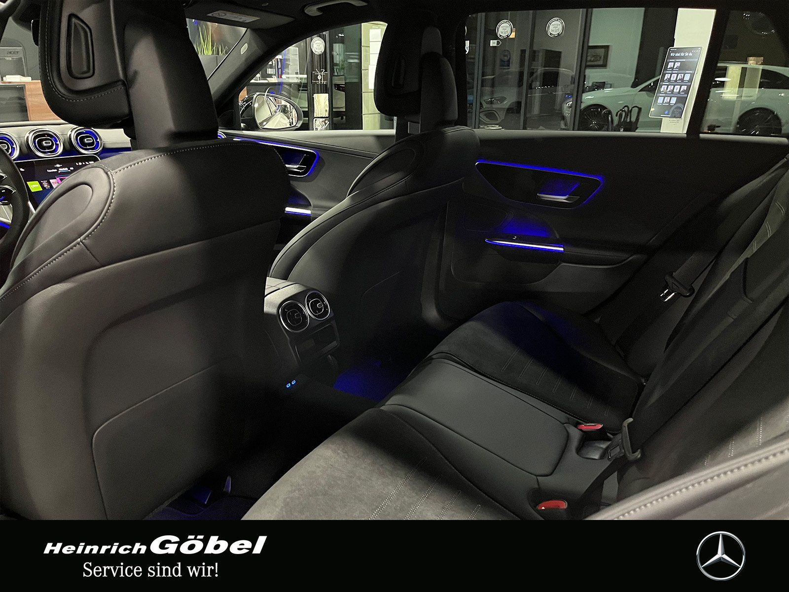 Fahrzeugabbildung Mercedes-Benz C 220 d T AMG+PANO+AHK+NIGHT+360°+DIGITAL+MEMORY