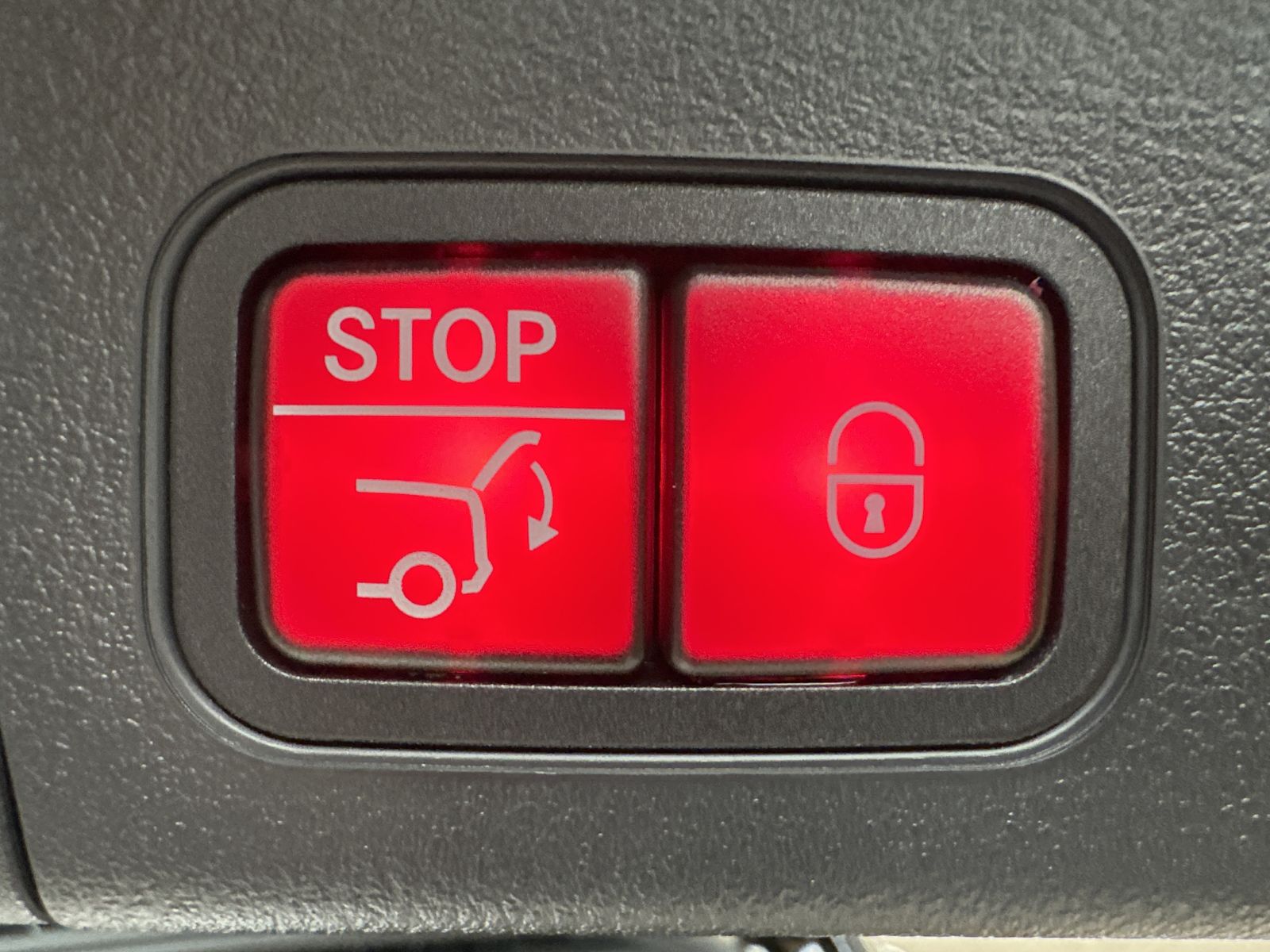 Fahrzeugabbildung Mercedes-Benz EQB 250 Progressive NAV+LED+KAMERA+PANO+VCOCKPIT