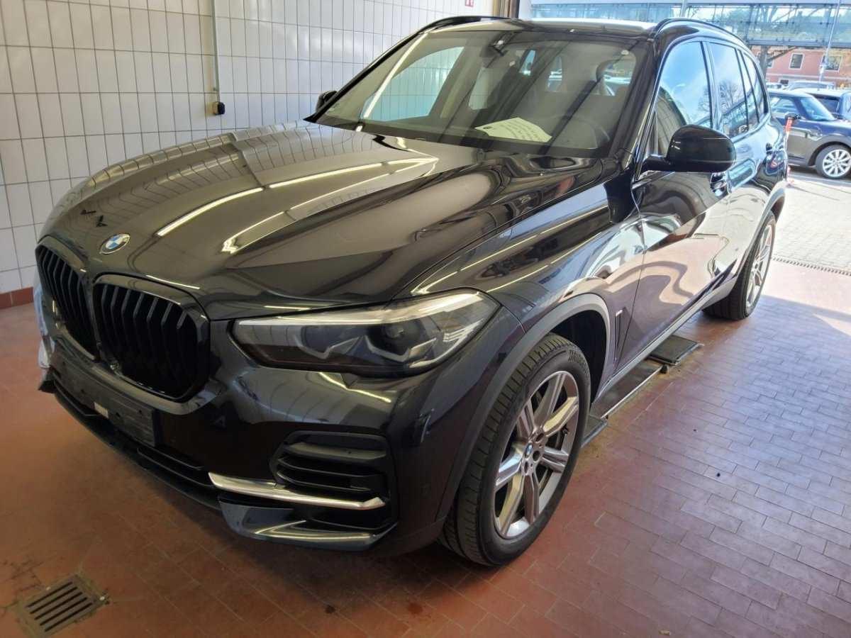 BMW X5 xDrive 30d M-Shadow HuD LEDER AHK LED 20 Zoll