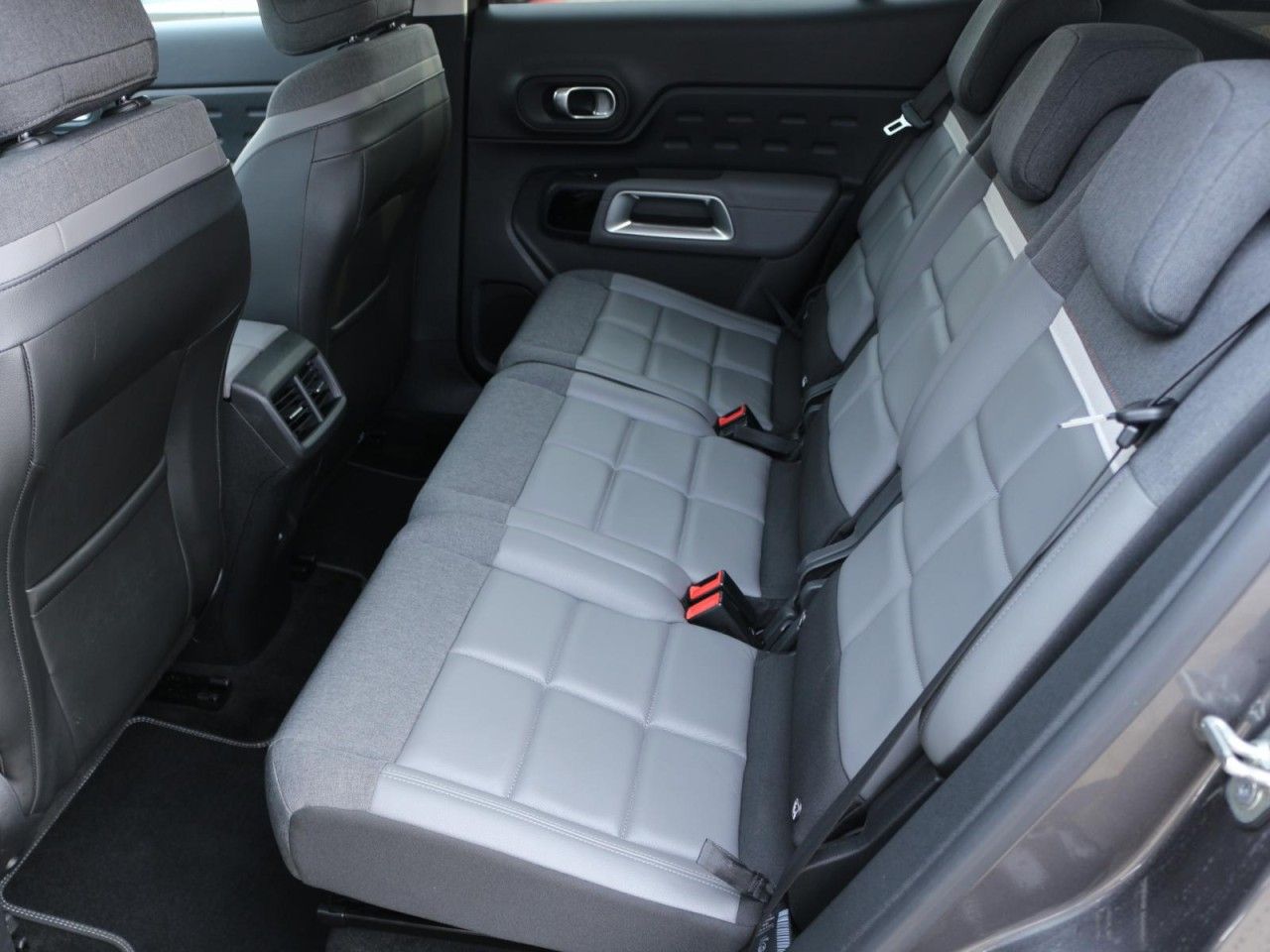 Fahrzeugabbildung Citroën C5 Aircross Feel Pack Hybrid
