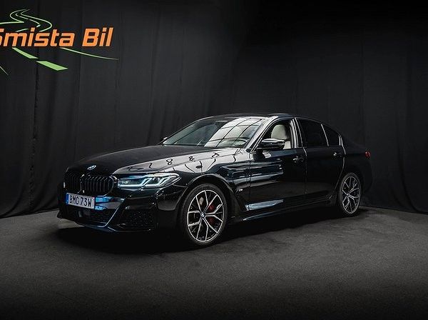 BMW 545 e xDrive B&W PANO LASER MERINO HuD 360° VAT