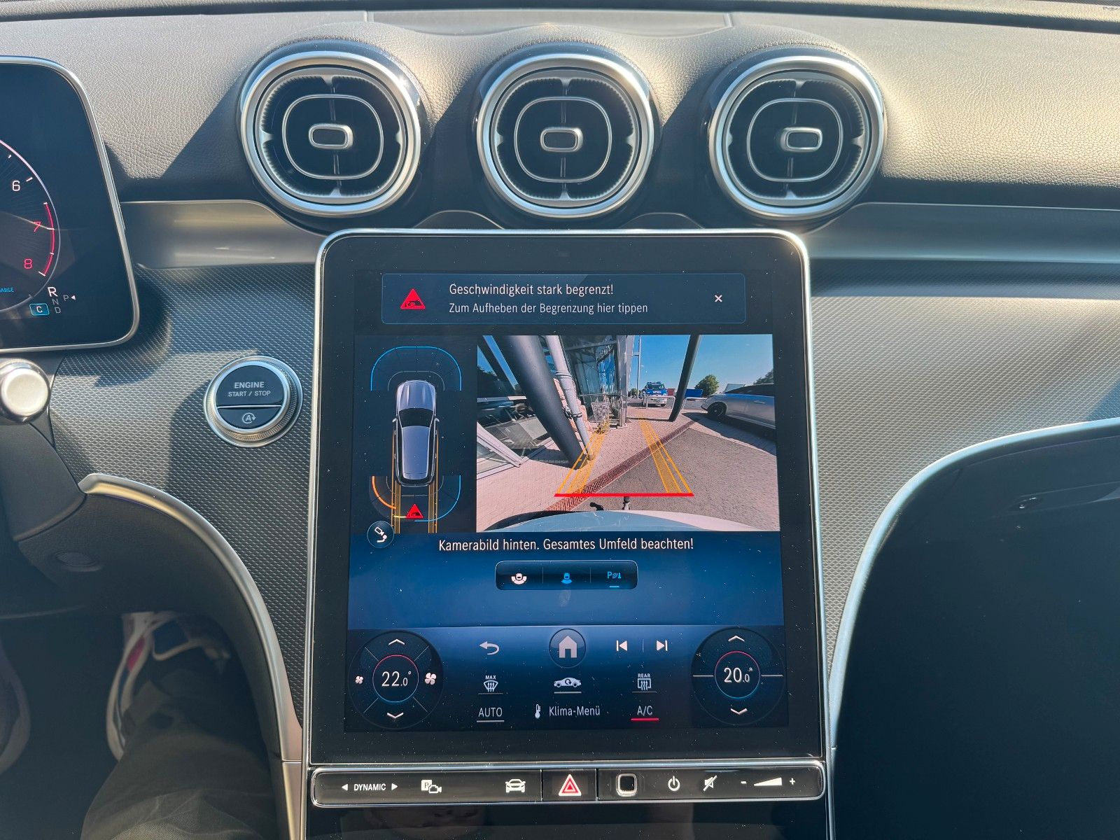 Fahrzeugabbildung Mercedes-Benz C 180 T Avantgarde+AHK+Memory+Ambiente+TotW