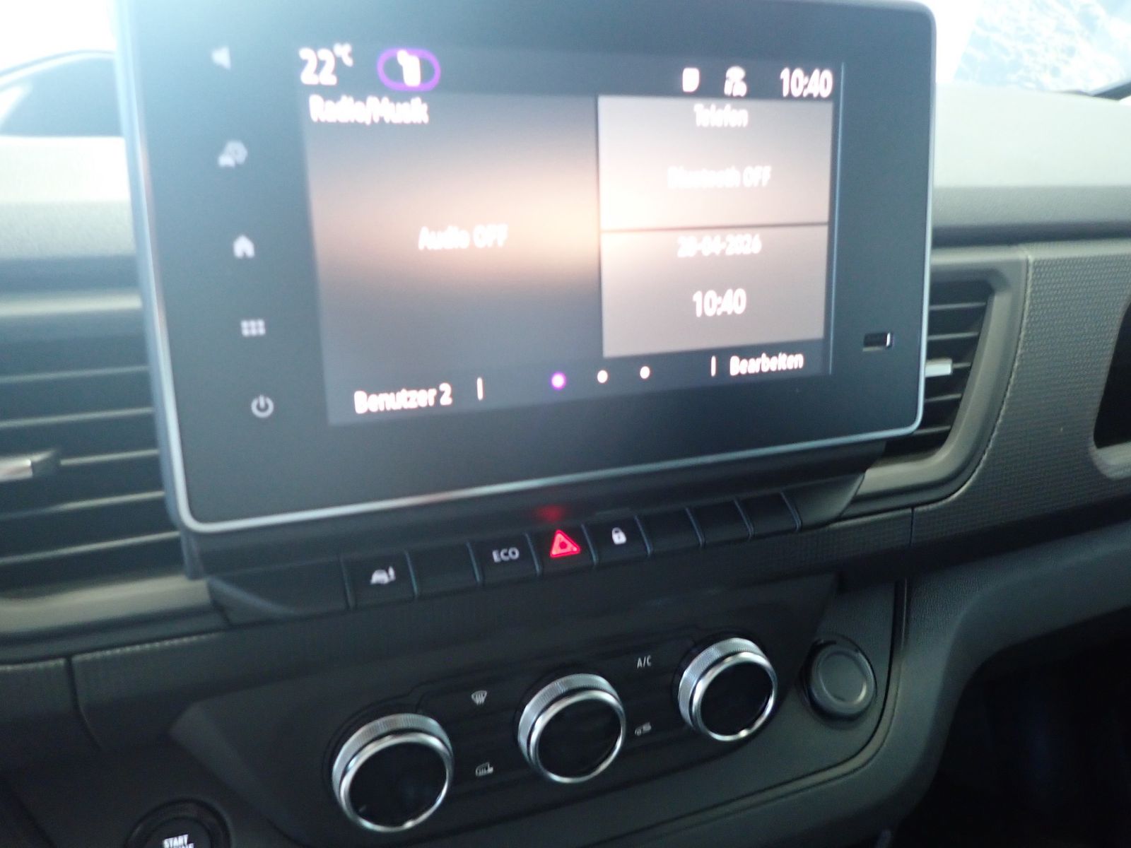 Fahrzeugabbildung Renault Trafic E-TECH 100% elektrisch Kastenwagen L1H1