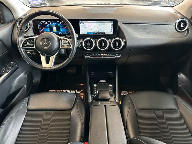 Mercedes-Benz GLA 220 d 4Matic *LED*AHK*Keyless*