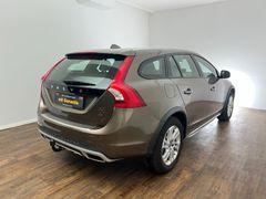 VOLVO V60 CROSS COUNTRY D4 / 1.H/ CARPLAY/ 2017/ AUTOM