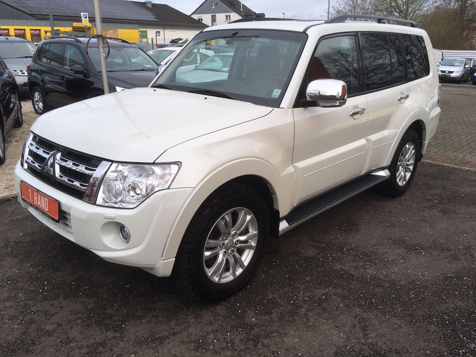 Mitsubishi Pajero 3,2 DI-D 4WD Top Automatik*1.HAND*