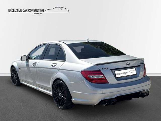 MERCEDES-BENZ C 63 AMG – Bild 4