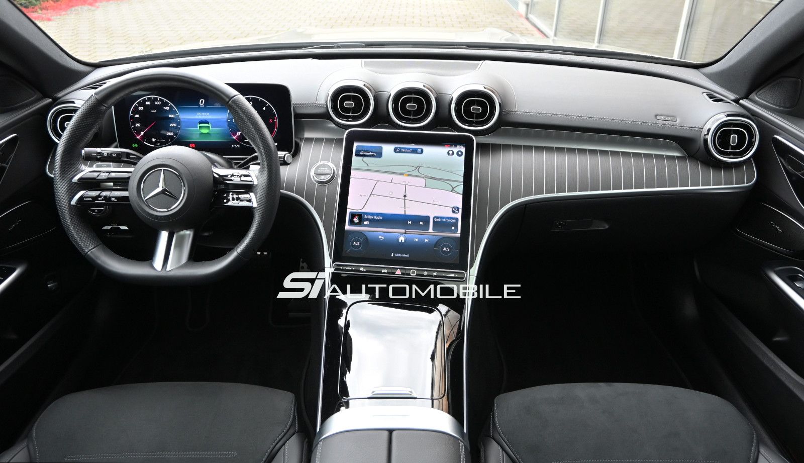 Fahrzeugabbildung Mercedes-Benz C 300 d T AMG Line °ACC°PANORAMA°WINTERPAKET°