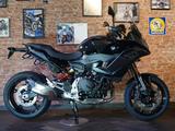 BMW F 900 XR Triple Black Konfort, Dynamic, RDC, SOS - BMW R 90