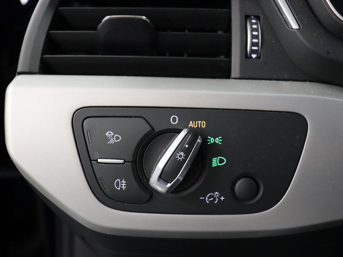 Audi A4 - Bild 9