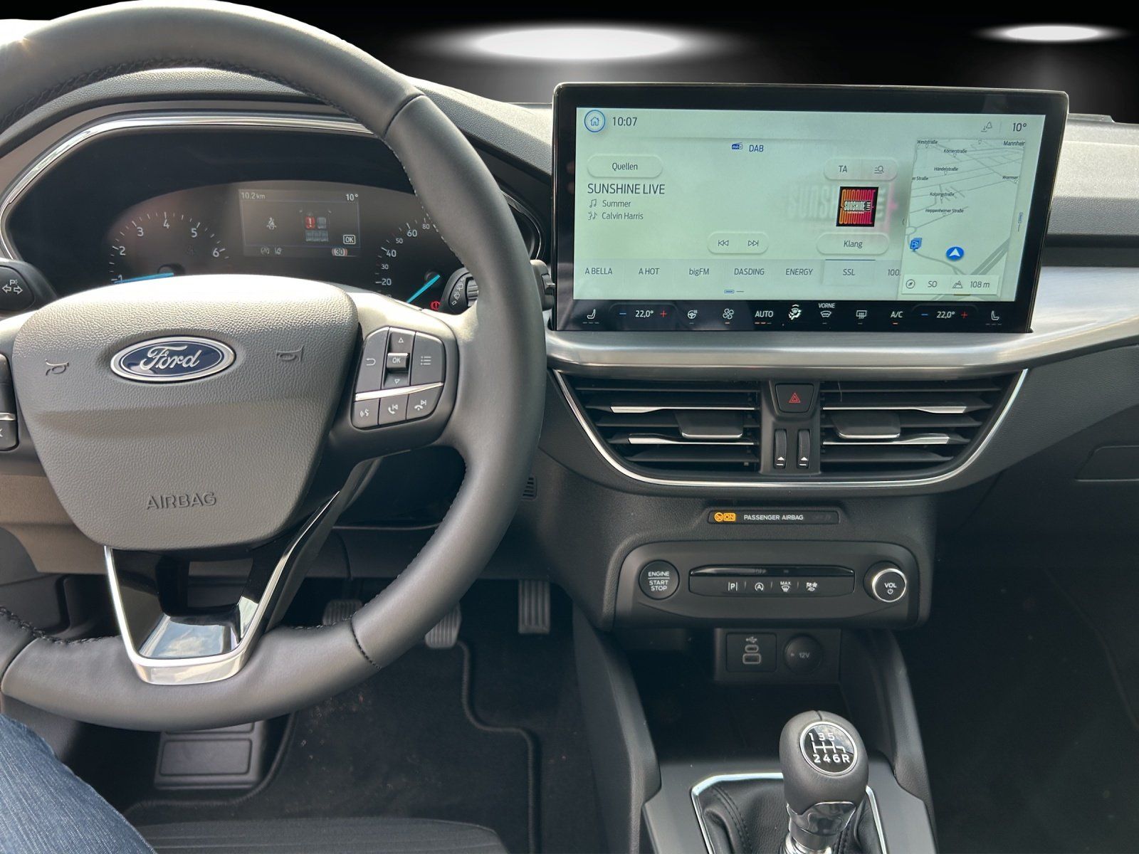 Fahrzeugabbildung Ford Focus Titanium Edition Turnier e.Call Kamera PDC