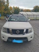 Nissan Navara 3,0 d40 - Nissan Navara Gebrauchtwagen in München