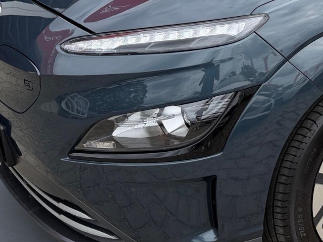 Fahrzeugabbildung Hyundai KONA Edition 30+ Elektro 2WD +CARPLAY+KLIMA+SHZ+