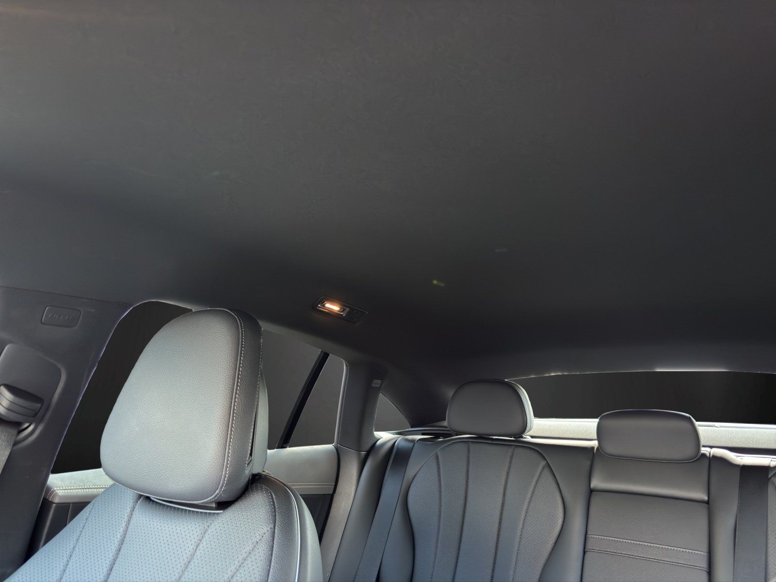 Fahrzeugabbildung Mercedes-Benz EQE 350 AMG Premium DISTRO Memo AIRMATIC 4,5°HAL