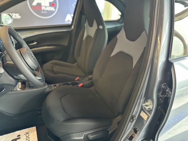 Toyota Aygo X Hybrid Active *Business-Paket*