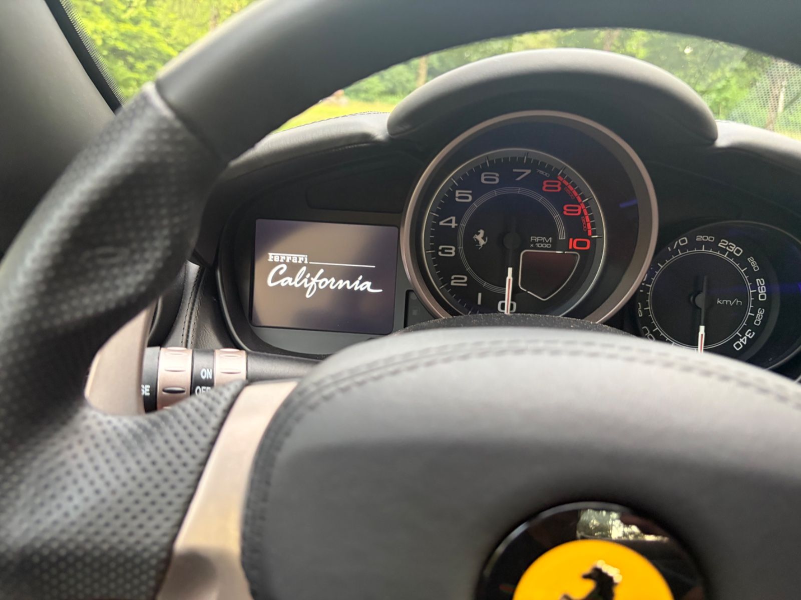 FERRARI California 20