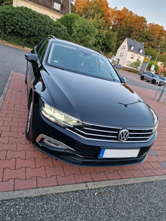 Image of Volkswagen Passat Variant