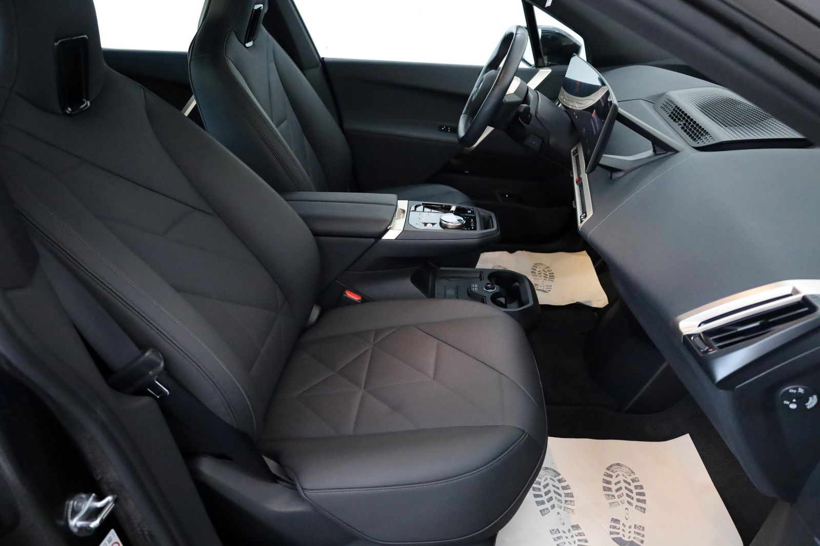 Fahrzeugabbildung BMW iX50 xDrive Sport Leder,Navi,Panorama Sky Lounge