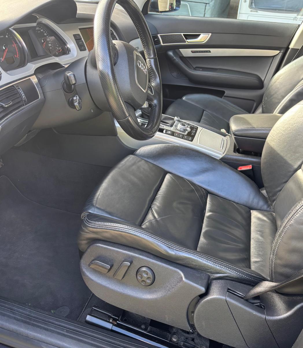 Audi Quattro 2010 — photo 8