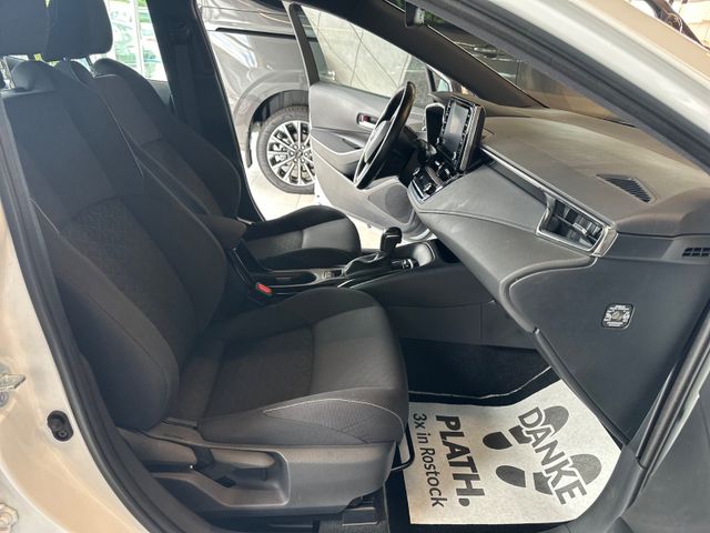 Toyota Corolla  Hybrid Club