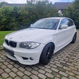 BMW 1er (E87)  118i - BMW 118: E87