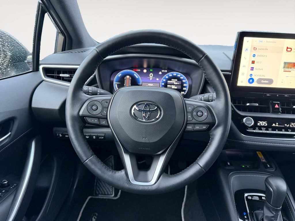 Fahrzeugabbildung Toyota Corolla 1.8 Hybrid Touring Sports Teamplayer