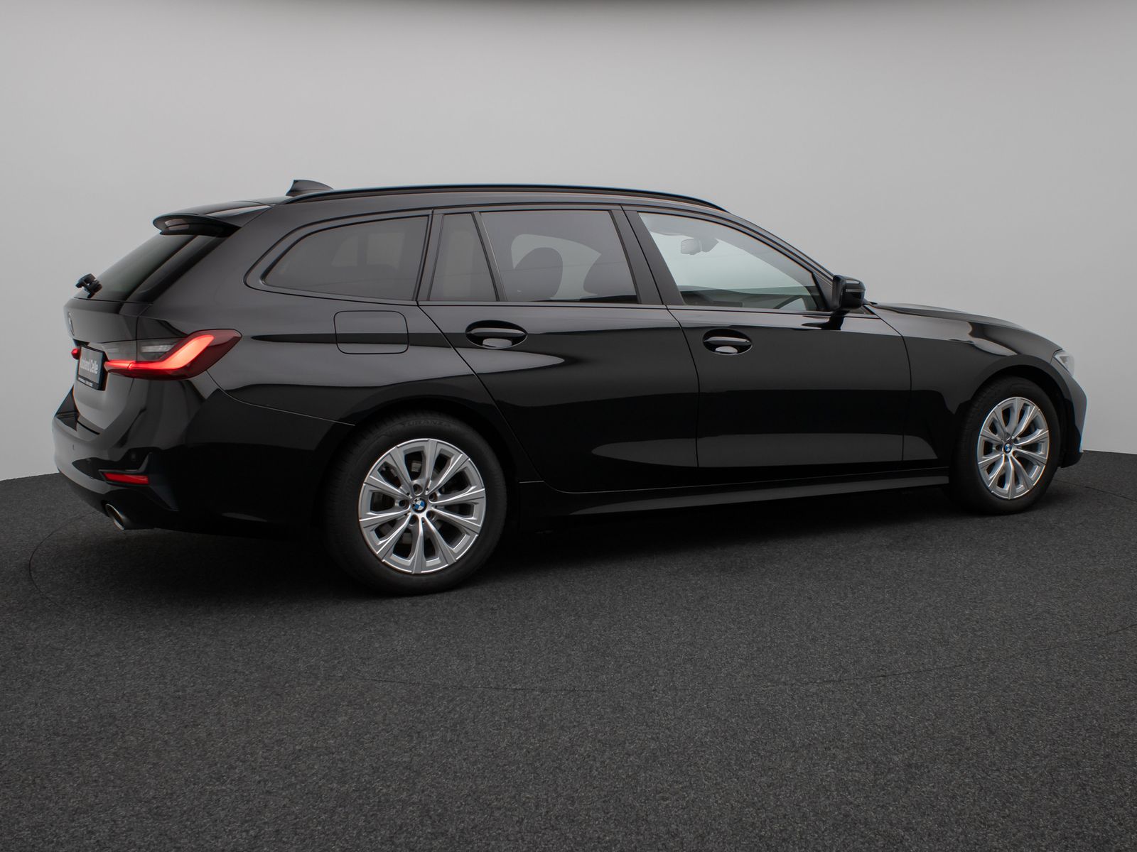 Fahrzeugabbildung BMW 320d xD DAB CockPitPro Geschwindigkeitsreg AHK