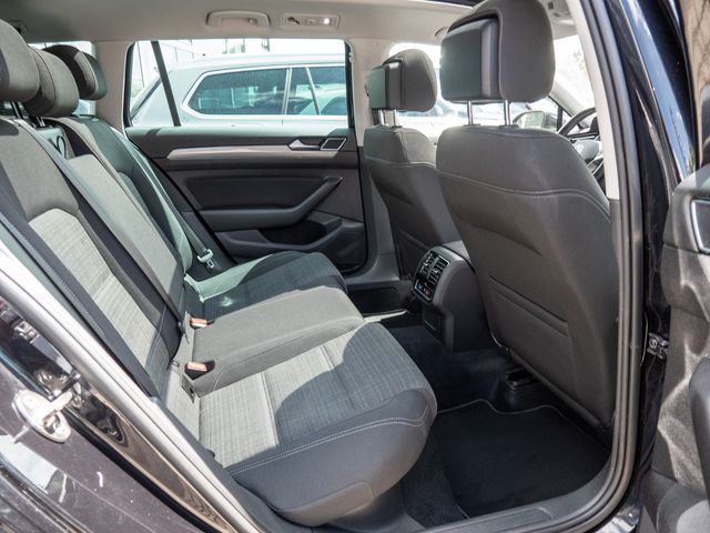 Passat Variant 2.0 TDI DSG Business ACC LED PANO
