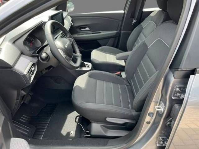 Fahrzeugabbildung Dacia Sandero Journey TCe 90 CVT