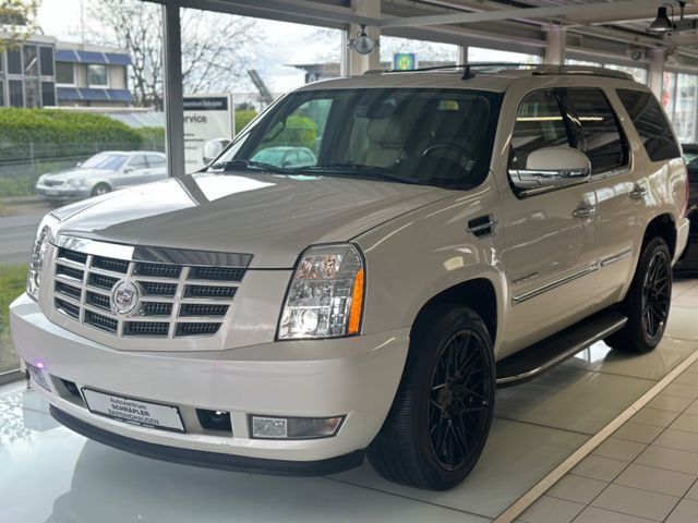 Cadillac Escalade 6.2 V8*AHK*LPG-GAS*NAVI*LEDER!