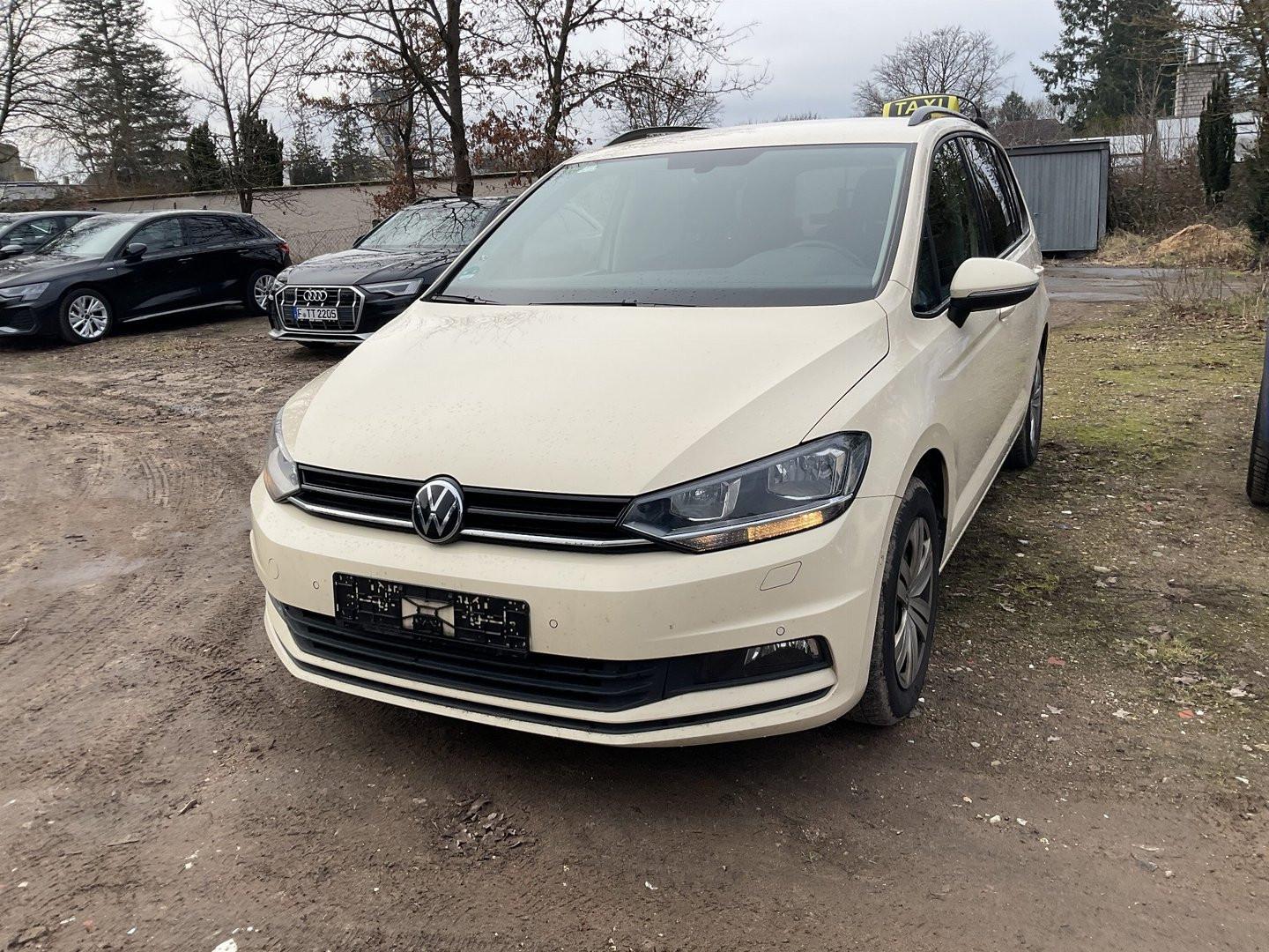 Volkswagen TOURAN TAXI MIETWAGEN DSG 1.HAND KAMERA NAVI