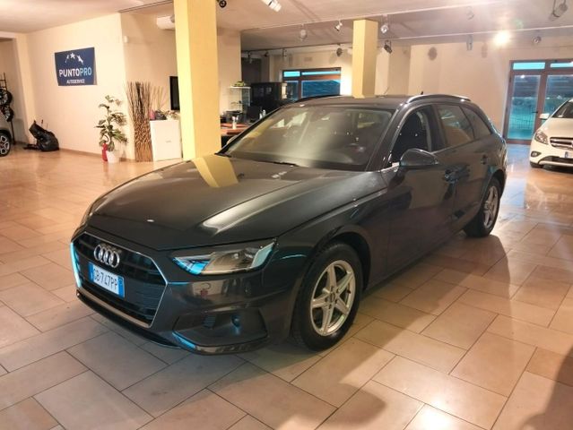 Audi A4 Avant 35 TDI/163 CV S tronic Business Ad