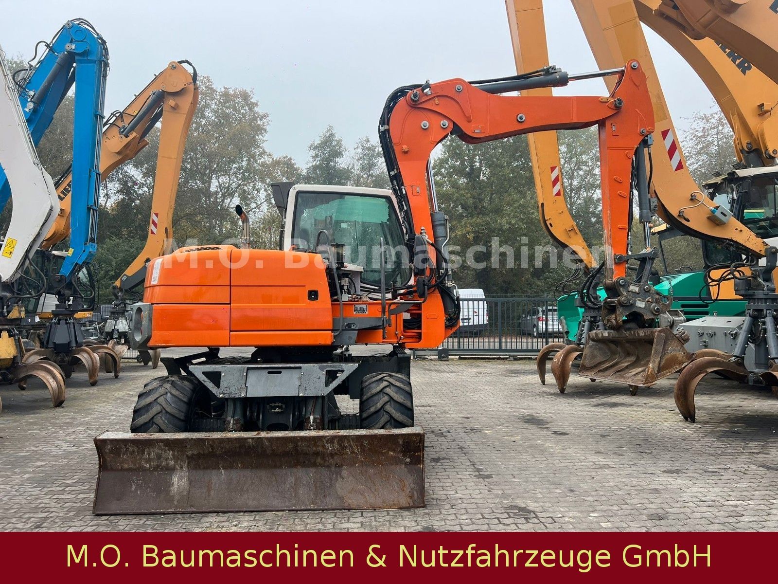 Fahrzeugabbildung Liebherr A 311 Litronic / Hammerleitung / SW / VSA / ZSA