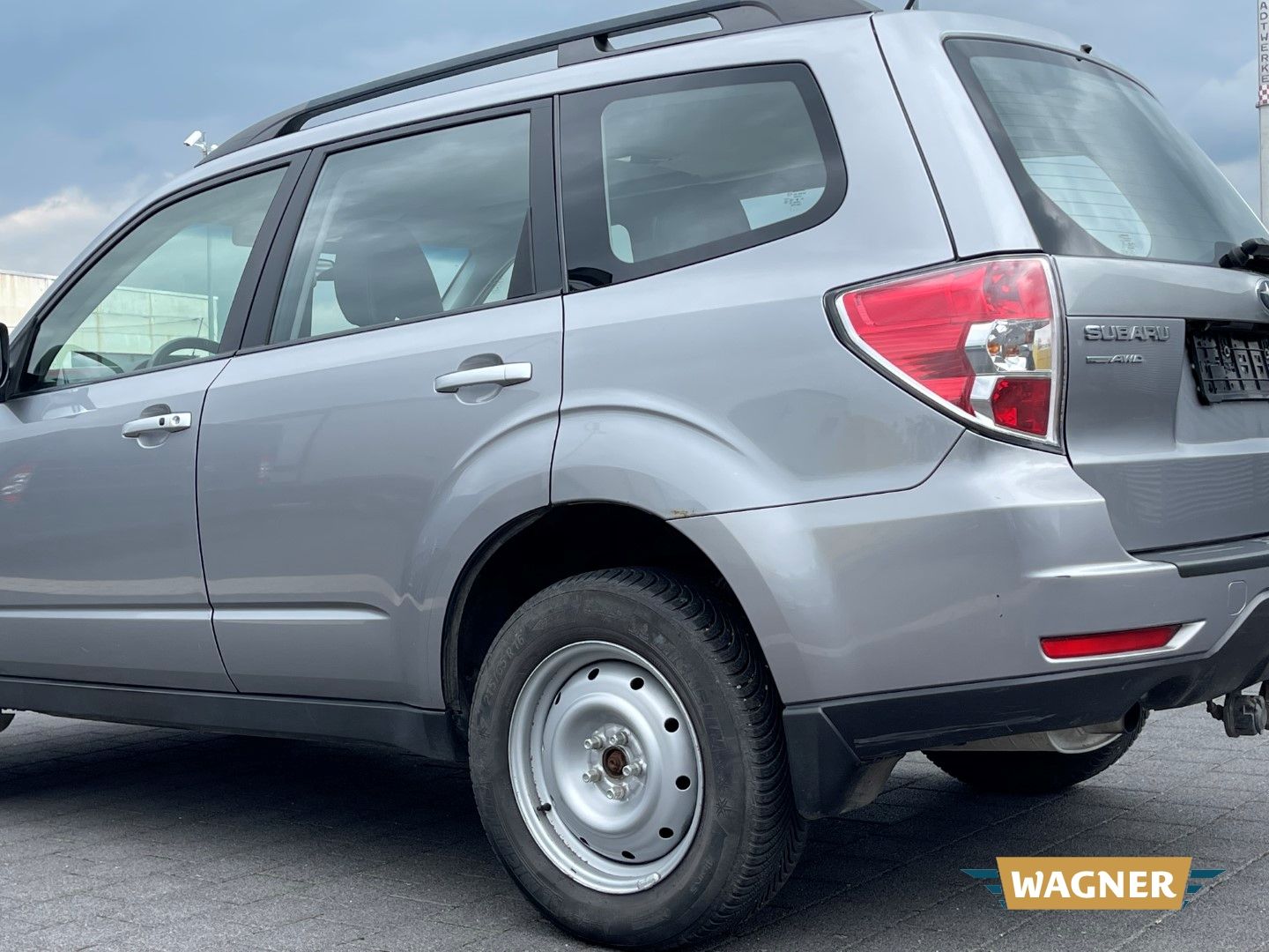 Fahrzeugabbildung Subaru Forester Active 2.0D DPF Motorschaden