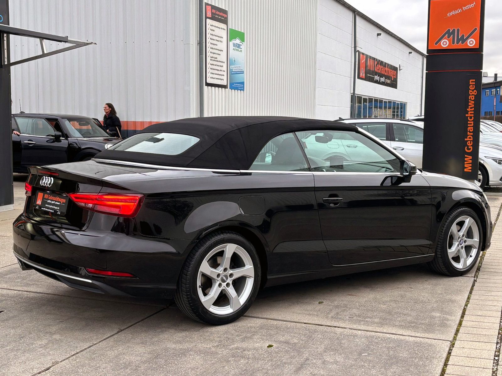 Fahrzeugabbildung Audi A3 Cabrio 35TFSI Sport Aut. PDC BT LED NAV SHZ