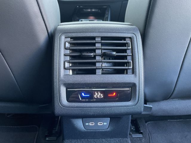 Golf Variant VIII 1.5 eTSI DSG R-Line AHK/Kamera