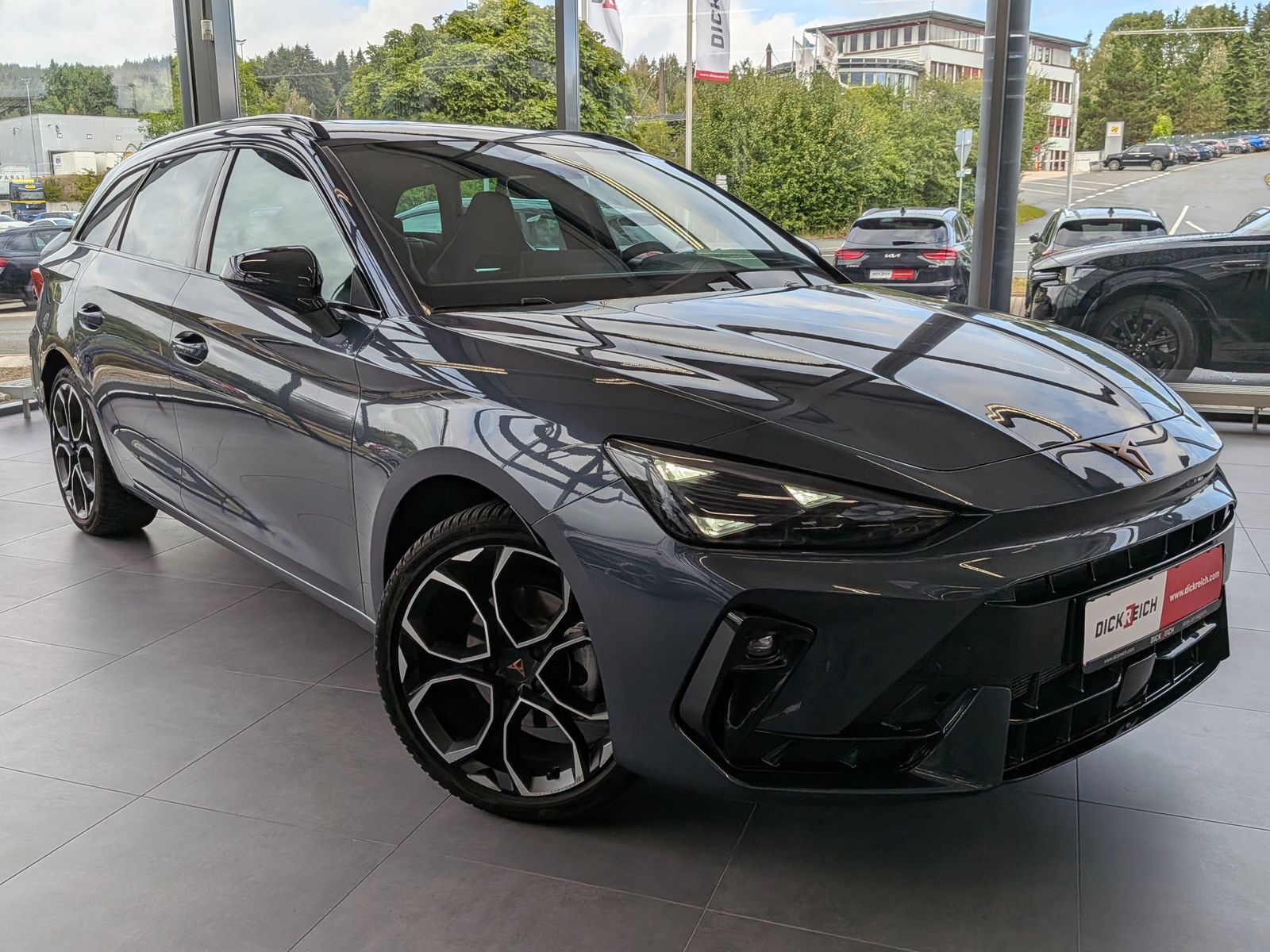 Cupra Leon 2.0 DSG Dynamic/Edge-Paket Navi AHK 5J-Gara imagem 2