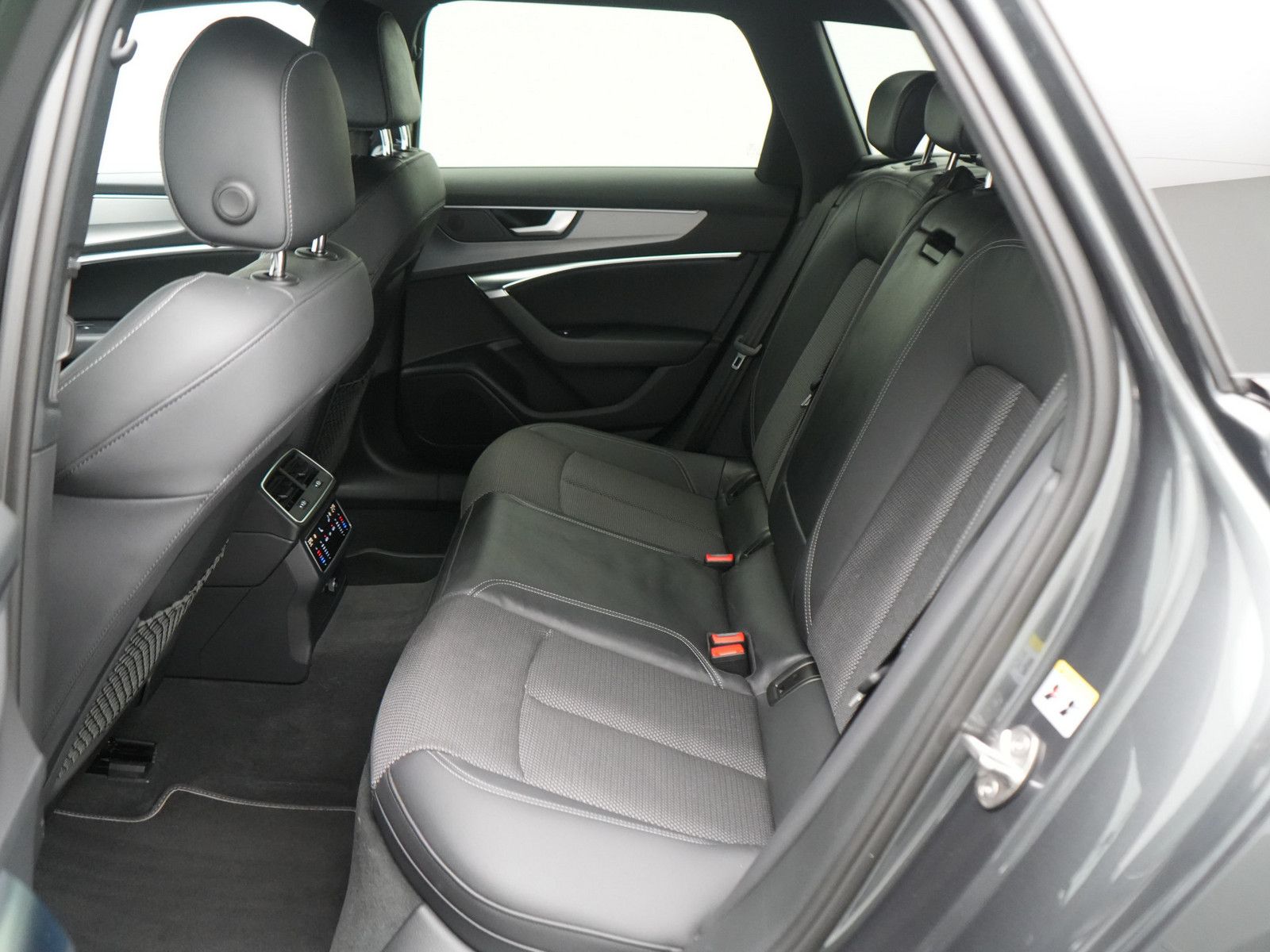 Audi A6 - Bild 14