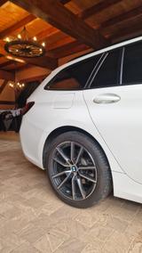 BMW 318i Touring Auto - DAB LiveCockpit NaviProf LED - BMW 318 von privat
