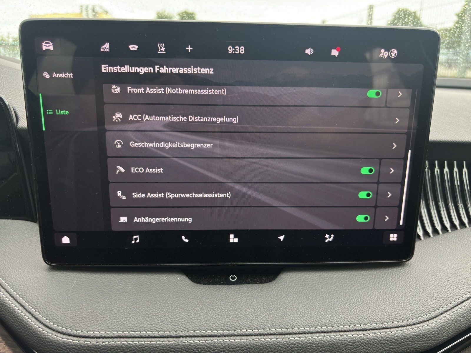 Fahrzeugabbildung SKODA Superb Combi L&K 2,0 TDI 110 kW DSG