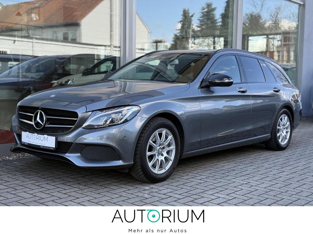 Mercedes-Benz C 200 T CGI AUTOM. NAV PANO SZHZG LED LEDER 360