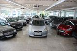 Toyota Yaris 1.0 - Toyota Yaris: Schiebedach