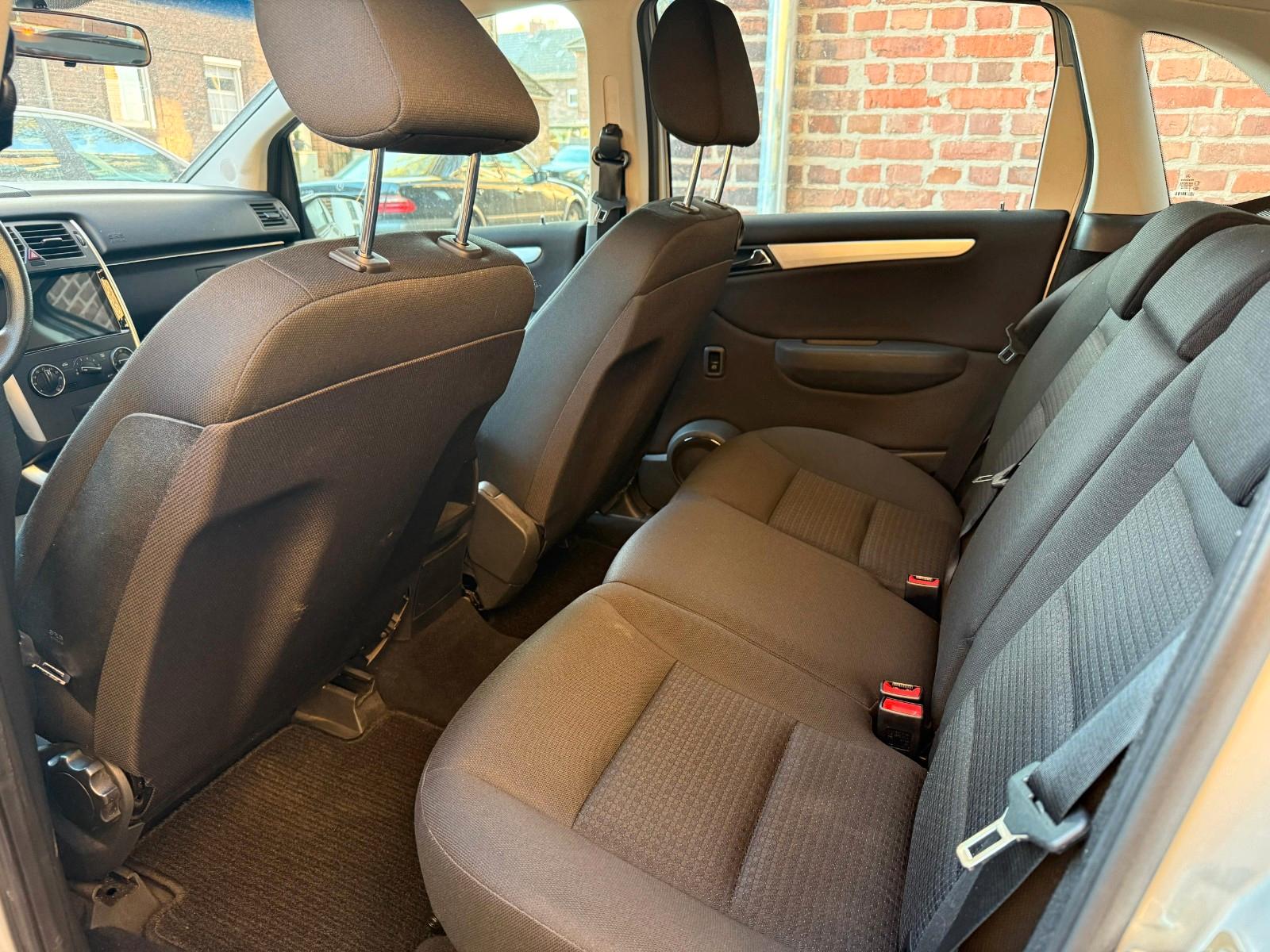 Mercedes-Benz B170 2005 — photo 8