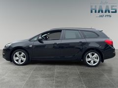 Fahrzeugabbildung Opel Astra J Sports Tourer Edition Sitzheizung PDC